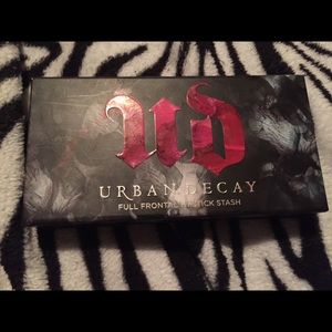 Urban Decay full frontal lipstick stash