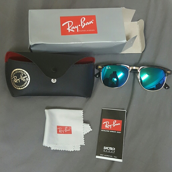 Tortoiseshell blue Rayban clubmasters