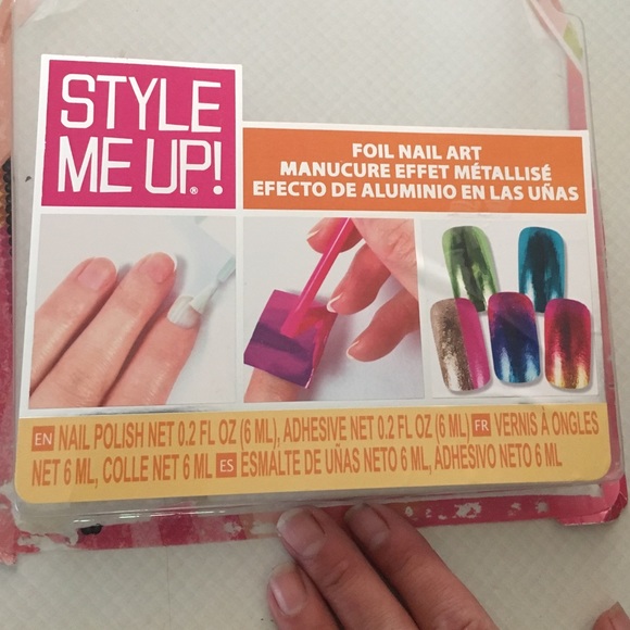 STYLE ME UP NAIL POLISH - Picture 3 of 3