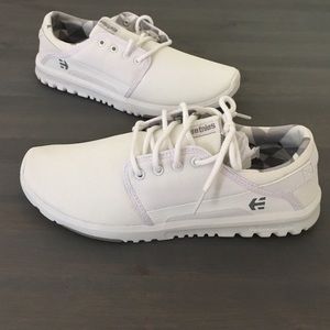 Brand New, Out of Box, Mens Etnies Scout