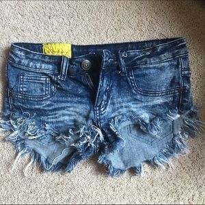 Distressed shorts