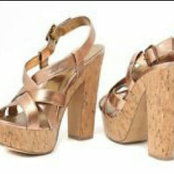Vince Camuto bronze metalic shoes