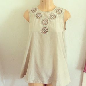 Beige Sleeveless chic top with flare