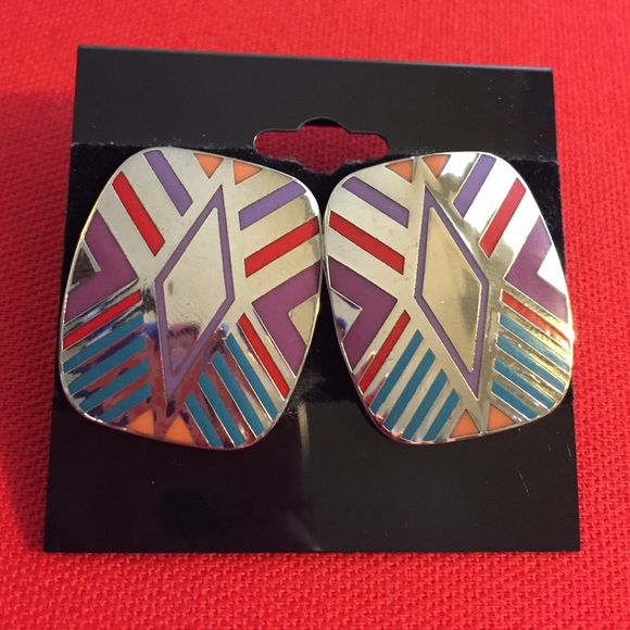 Vintage Laurel Burch enamel earrings.
