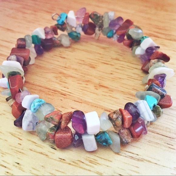 Chip gemstone wire wrap bracelet - Picture 2 of 2