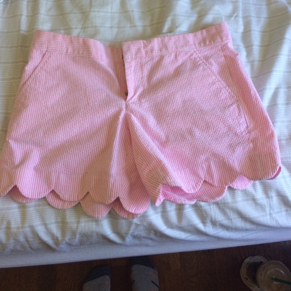 Lilly Pulitzer Pants - Lily Pulitzer Buttercup Seersucker Shorts