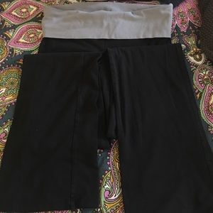 Victoria's Secret pink leggings