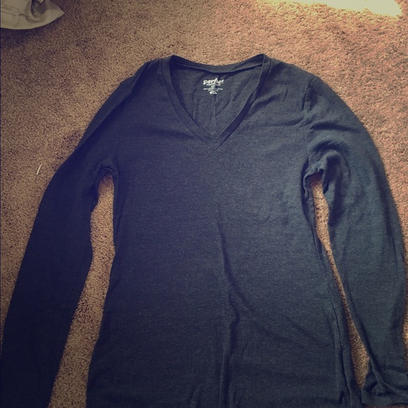 Old Navy Long Sleeve T-Shirt