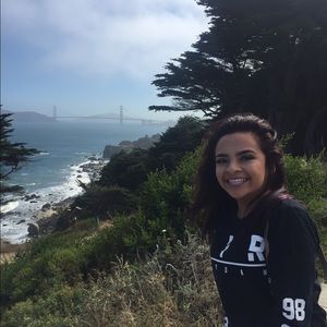 Meet your Posher, Janelly