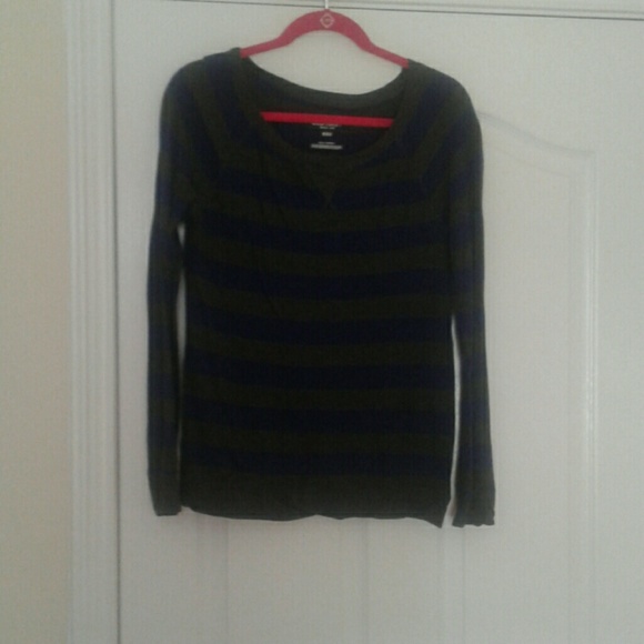 Knit top - Picture 1 of 1