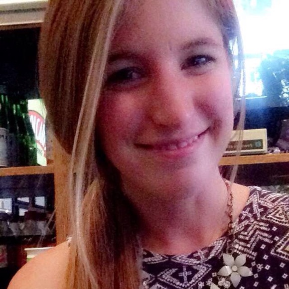 Meet your Posher, Leanne - Picture 1 of 1