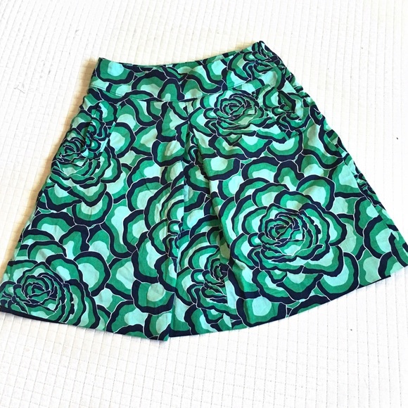 Ann Taylor Unique A-line skirt with pockets