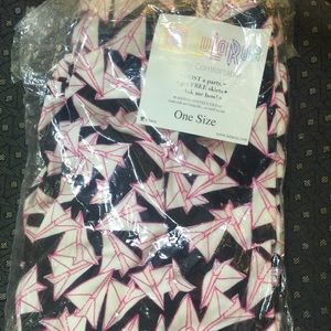 BNWT OS leggings