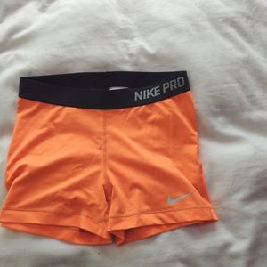 Nike Pro