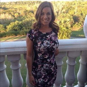 Meet your Posher, Dina