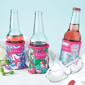 Lilly Pulitzer drink hugger