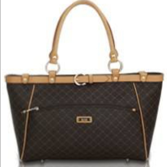 Rioni- Signature (brown) - The Everyday Weekender