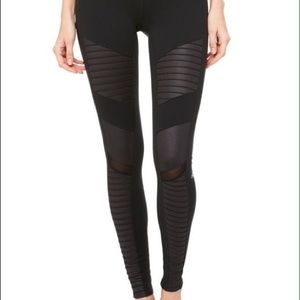 Alo yoga Moto leggings NEW with tags