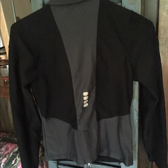 Nike Jacket - Picture 2 of 4