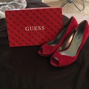Gently worn red suede Guess pumps