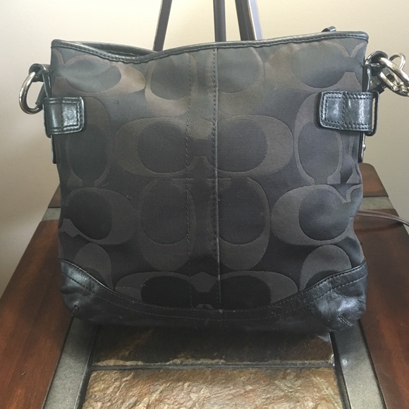 Coach purse - Picture 3 of 4