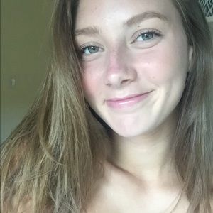 Meet your Posher, Bella