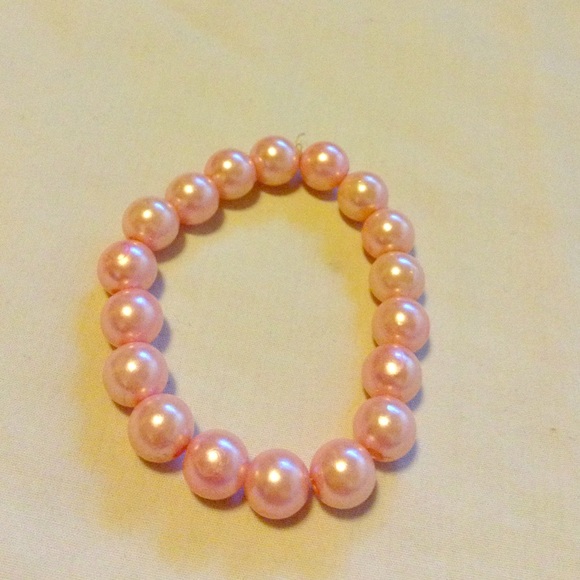 A pink pearl bracelet