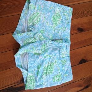 Lilly Pulitzer size 2 the Walsh short