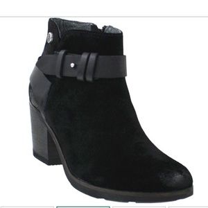 NWB Black Suede Bussola Bootie