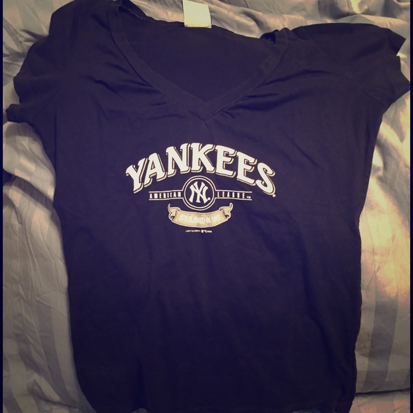 🌀💠📢SALE! Women's Yankees tee shirt⚾️