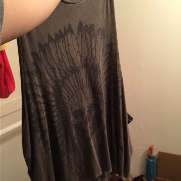 Skull tank