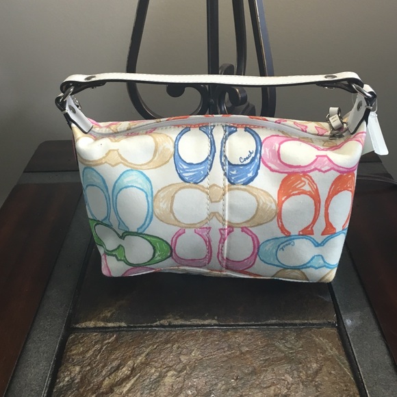 Brand new Coach purse - Picture 2 of 3