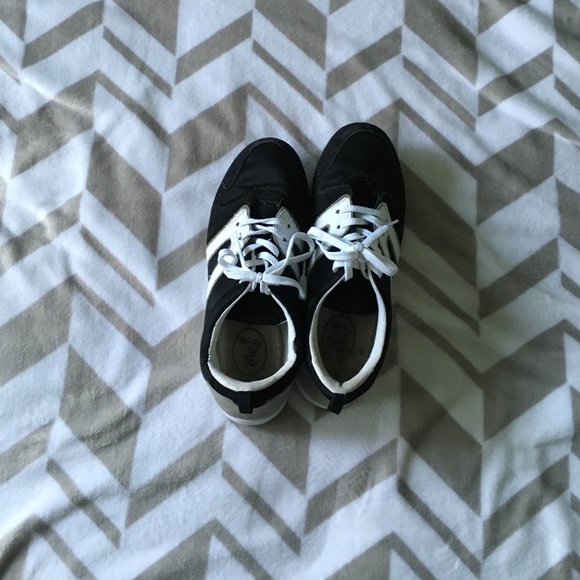 Black Sneakers