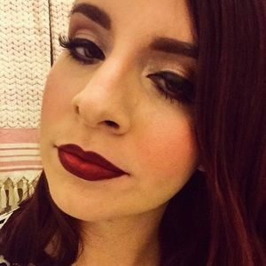 Meet your Posher, Robyn