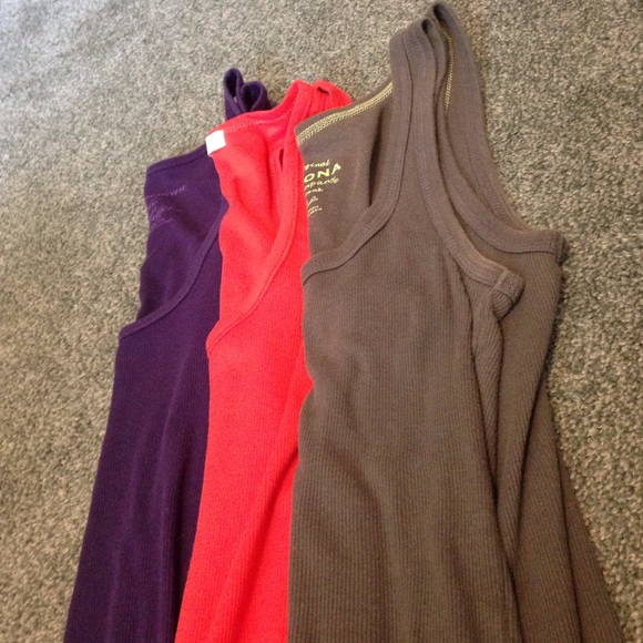 Tank top bundle - Picture 1 of 4