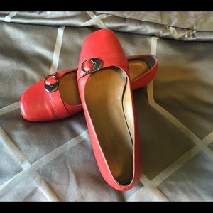 Cutest Comfy Red Flats