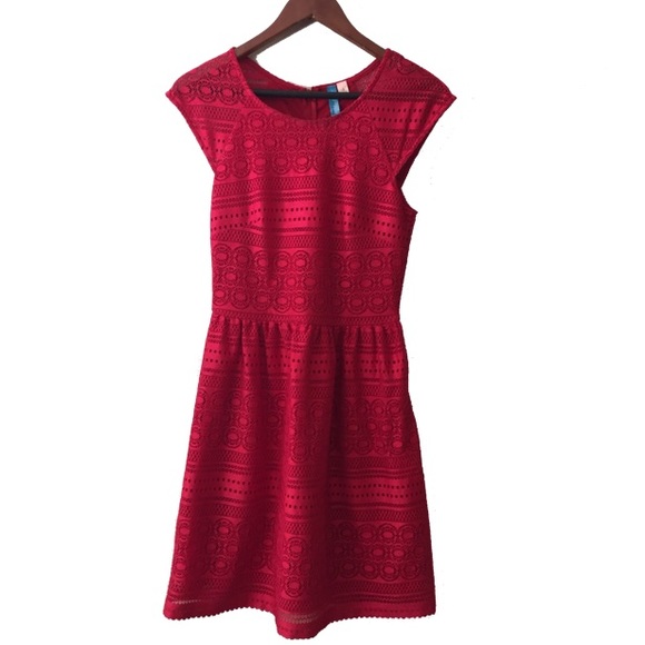 Francesca's Collections Dresses & Skirts - Lace Overlay Fit & Flare Dress