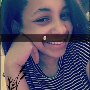 Meet your Posher, Maya