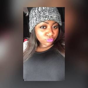 Meet your Posher, Charaine