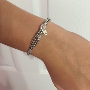 Zipper bracelet