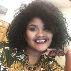 Meet your Posher, Sianna