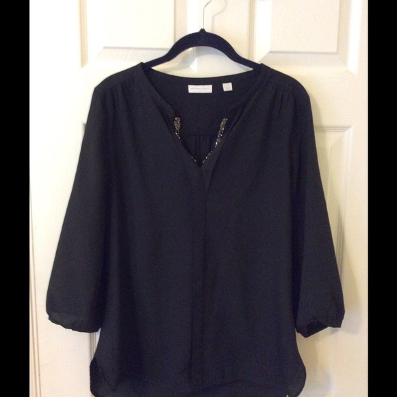 New York and company black polyester shirt