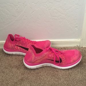 Nike Free Running 4.0 Flyknit