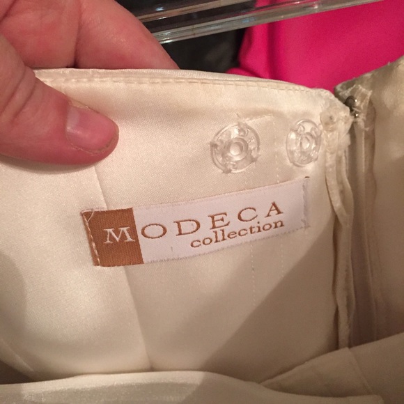 Modeca Wedding Dress Sz 4 - Picture 4 of 4