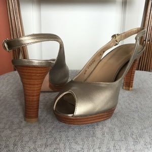 REDUCED!!! 3.5"inch sling back peep-toe platforms.