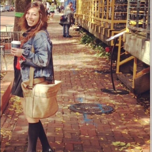 Meet your Posher, Sheena