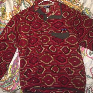 Aztec red patterned Patagonia fleece half button