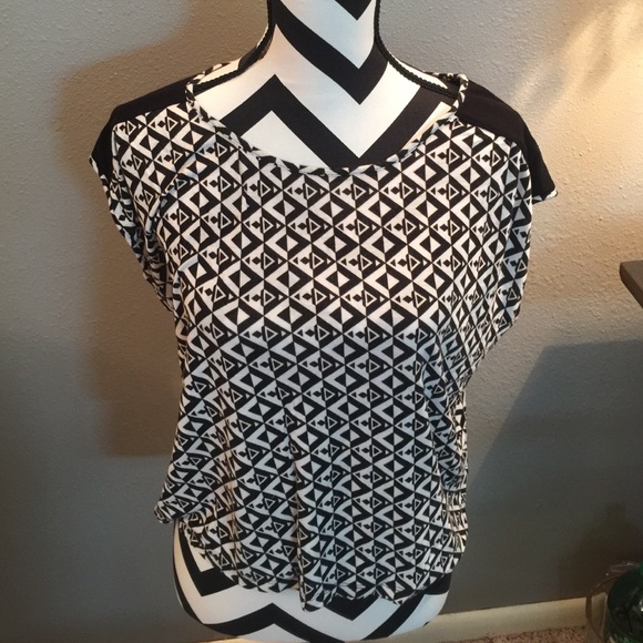 Laid Back comfortable top - Picture 1 of 1