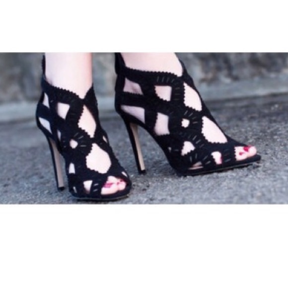 Zara sandals size 6.5 - Picture 3 of 3