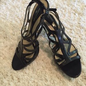 Black naturalizer heeled sandals
